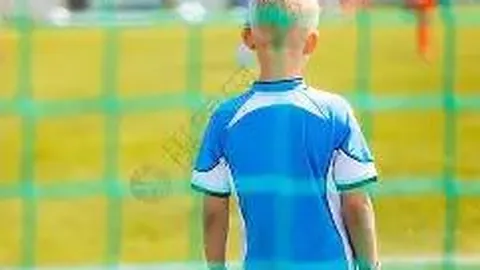 樊振东跪地嘶吼引致敬，张本智和世界排名升至第四，日媒称其成日本乒坛年度王者